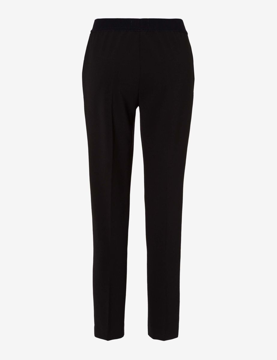 Schlupfhose mit schlanker Passform