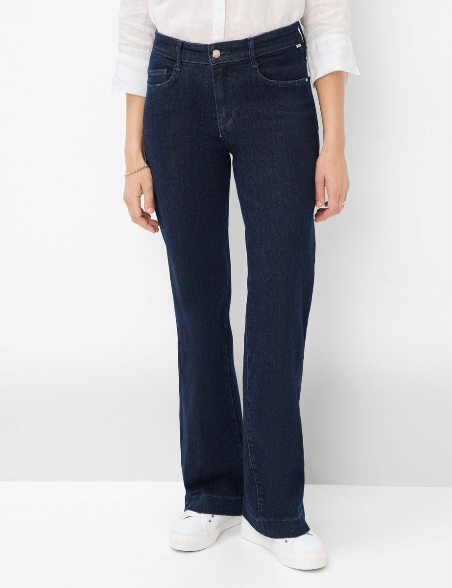 Weit geschnittene Jeans in dunkler Waschung