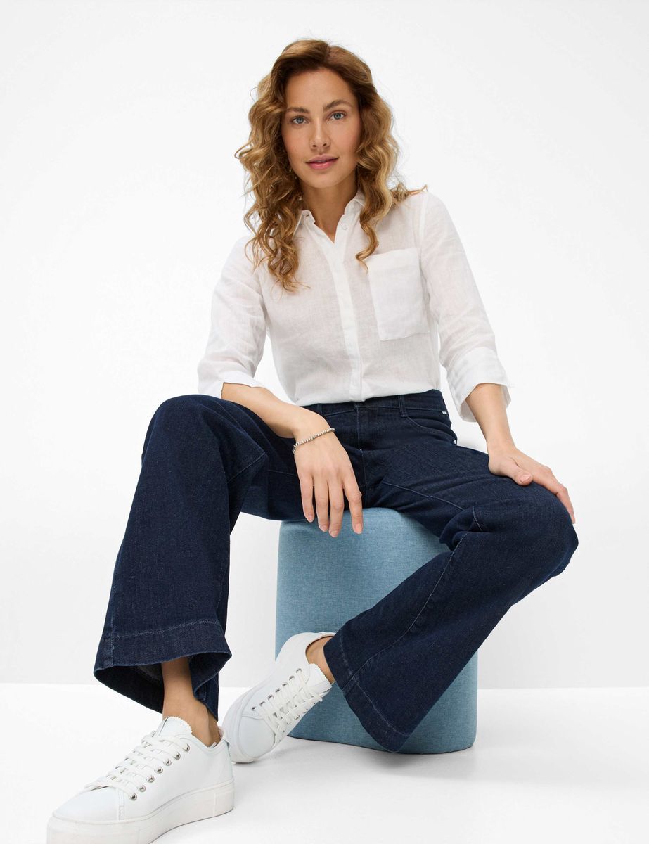 Weit geschnittene Jeans in dunkler Waschung