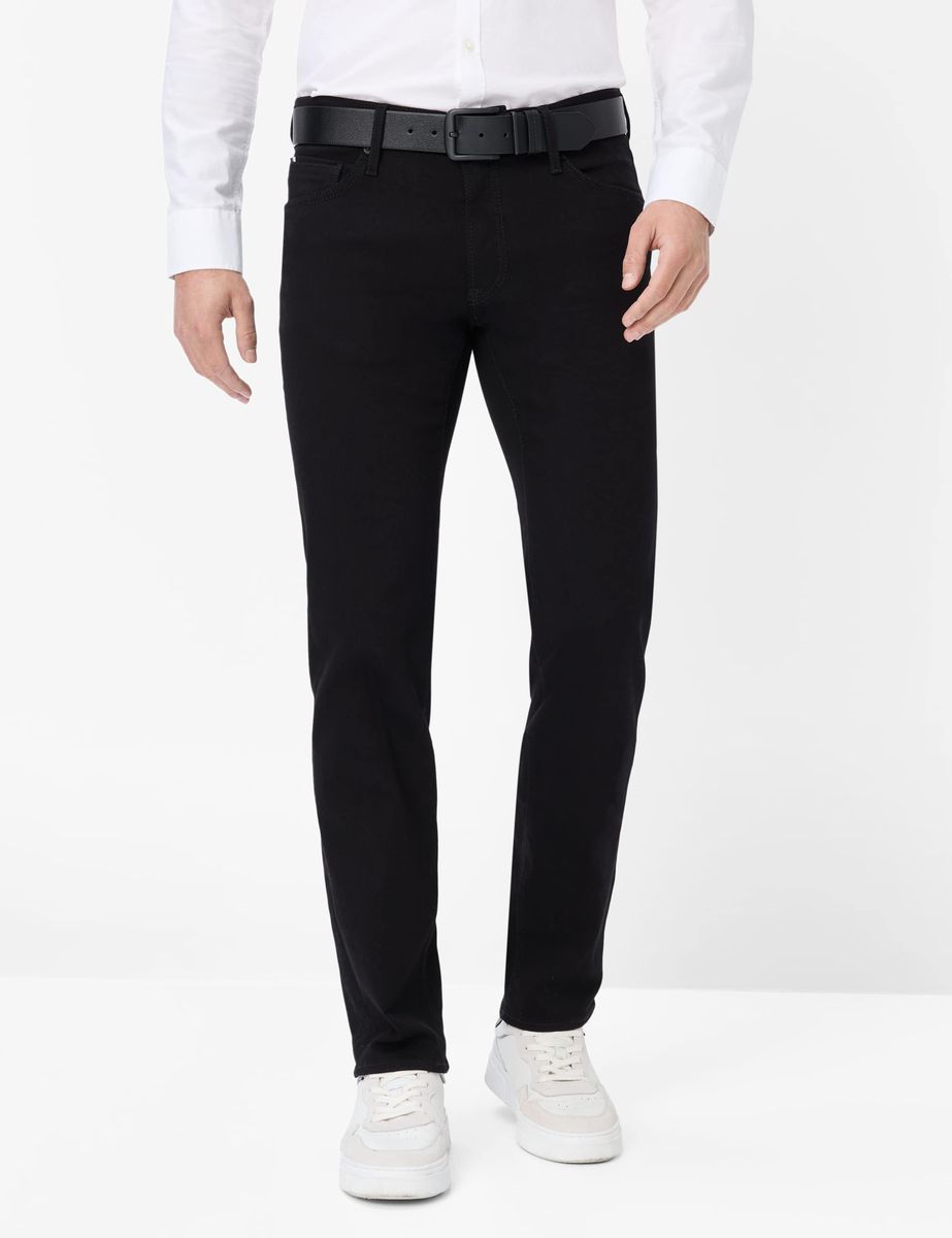 Modern Fit Five-Pocket Jeans