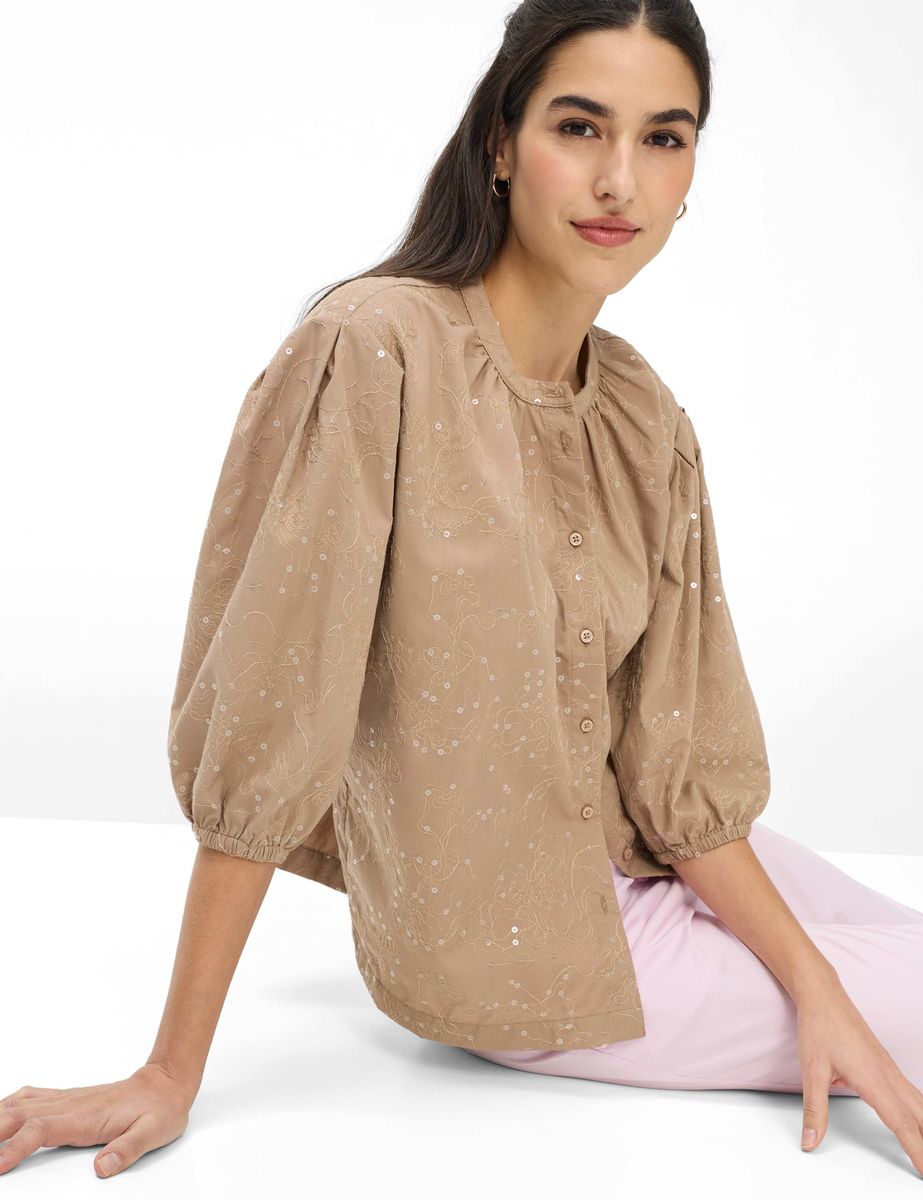 Bluse mit Ballonärmeln und Stickerei