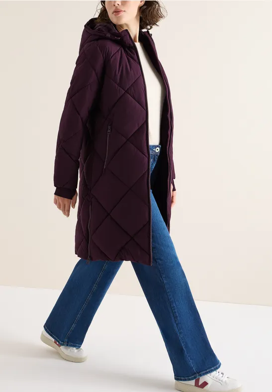 Lange Steppjacke mit Rautenmuster