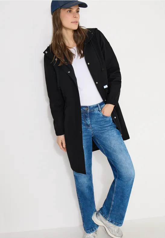 Lässige leichte Damenjacke mit Kapuze