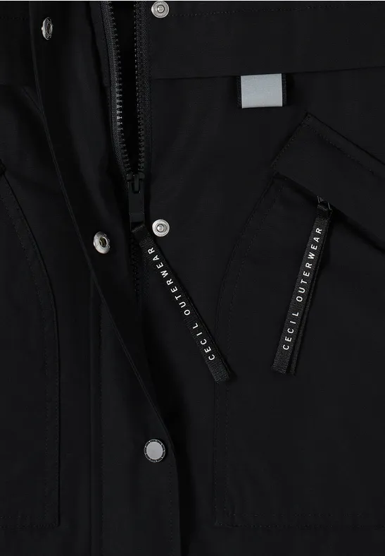 Lässige leichte Damenjacke mit Kapuze