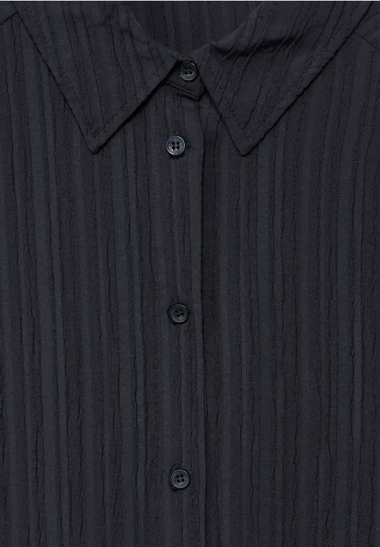 Gestreiftes Midi-Hemdkleid mit Textur