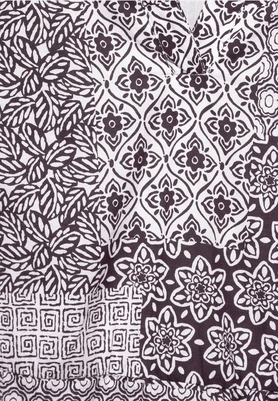 Patchwork-Kleid mit kurzen Ärmeln