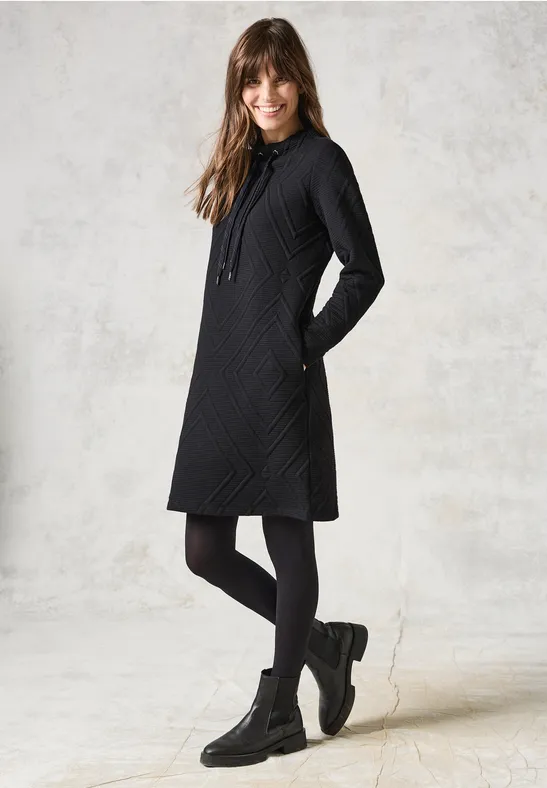 Kapuzenkleid mit Rautenmuster