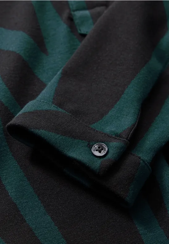 Kleid mit geometrischem Druck und langen Ärmeln