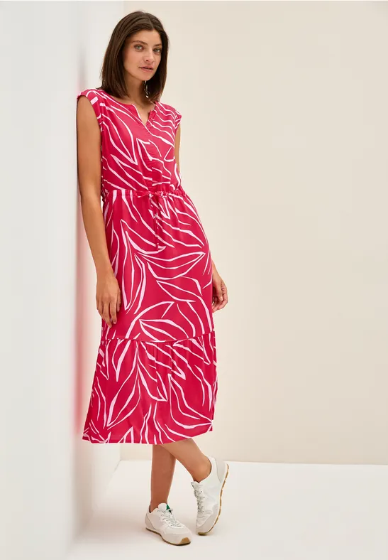 Gemustertes Stufen-Midikleid mit Bindegürtel