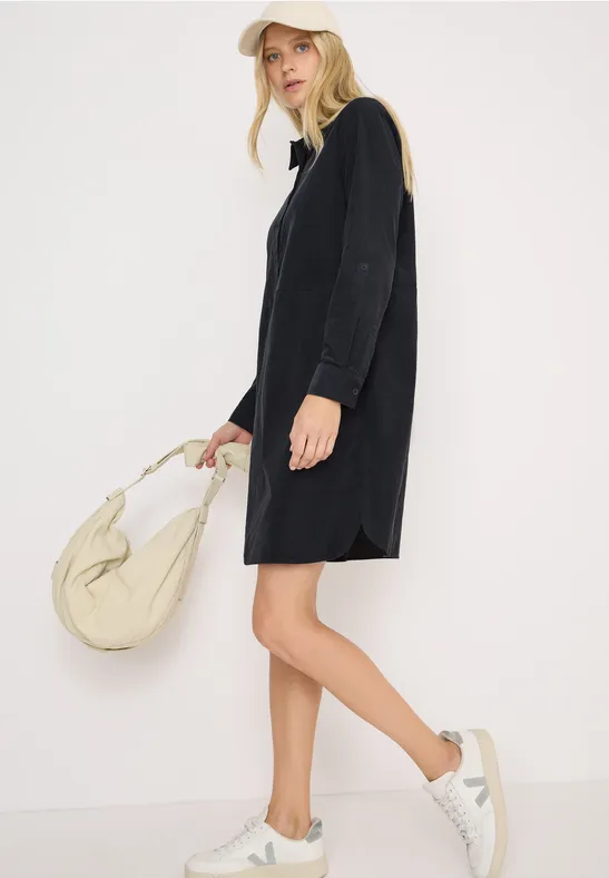 Lässiges Cordhemdkleid