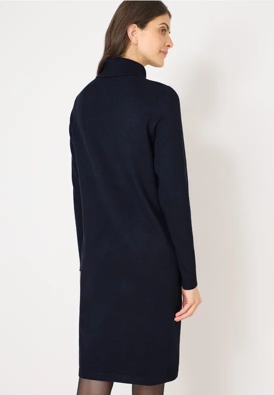 Kuscheliges Strickkleid mit Rollkragen