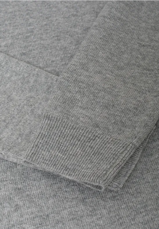Kuscheliges Rollkragen Strickkleid