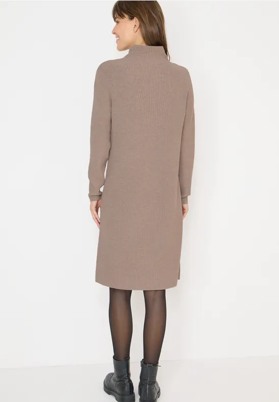 Geripptes Strick-Midikleid mit Kordelzug