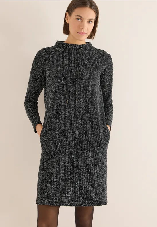 Meliertes Kleid mit Funnelneck