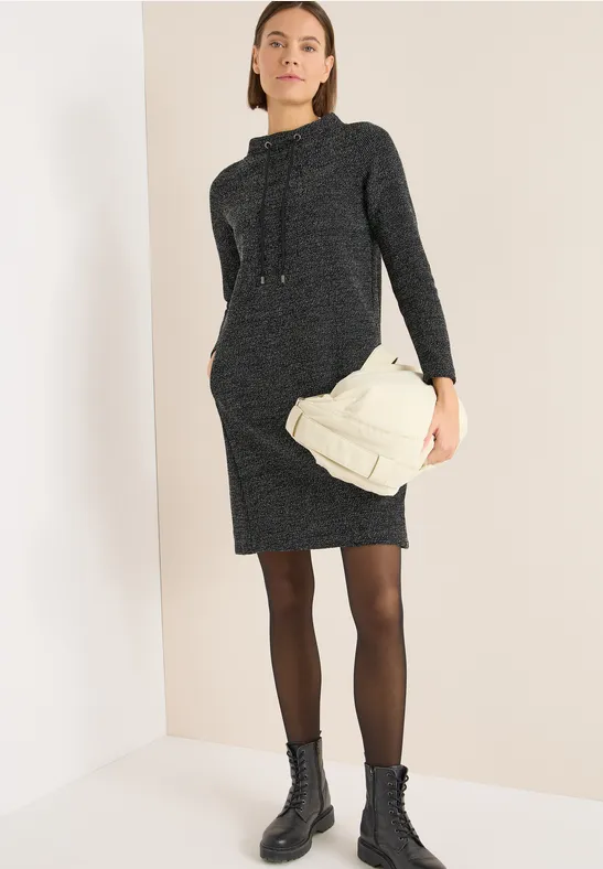 Meliertes Kleid mit Funnelneck