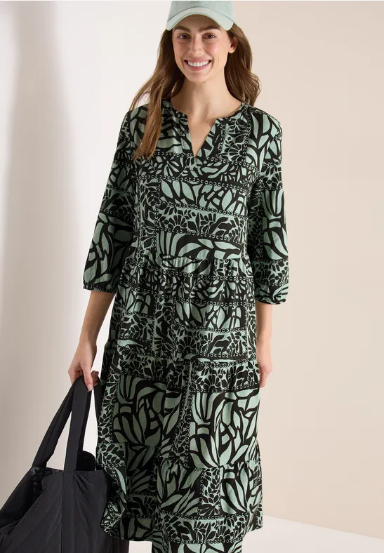 Fließendes Midikleid mit Patchwork-Print