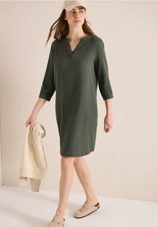 Locker geschnittenes Musselin-Tunika-Kleid