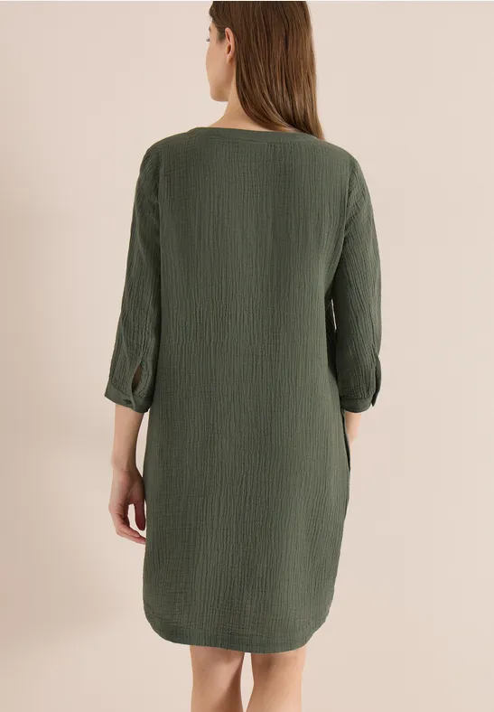Locker geschnittenes Musselin-Tunika-Kleid