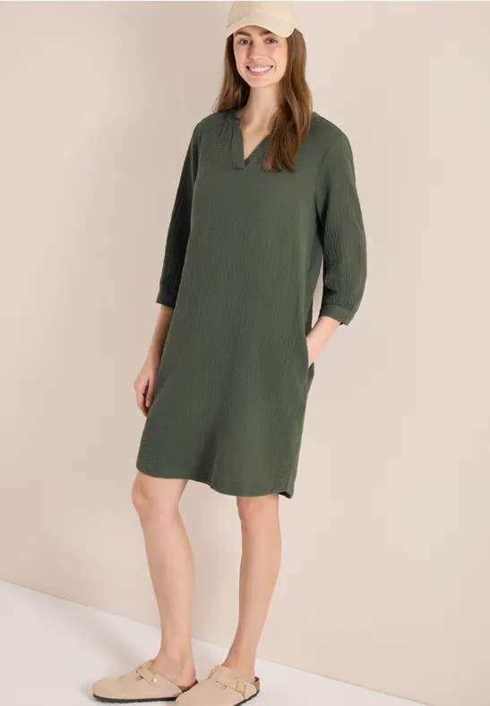 Locker geschnittenes Musselin-Tunika-Kleid