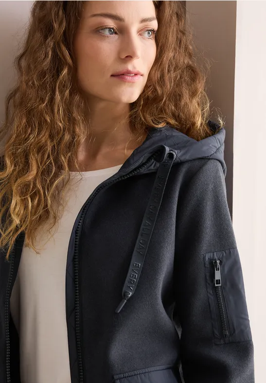 Damenjacke in Wolloptik mit Nylon-Details