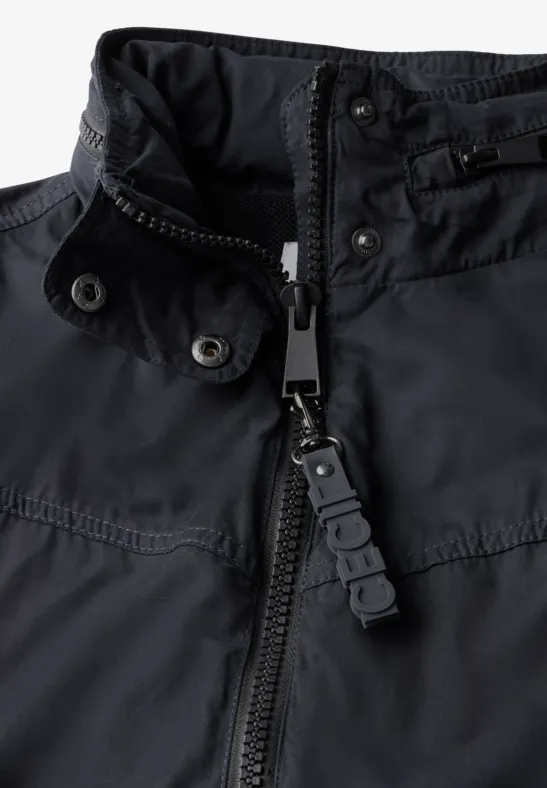 Leichte Damen Übergangsjacke mit Kapuze