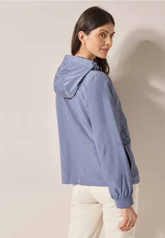 Leichte Damen Windjacke mit Kapuze