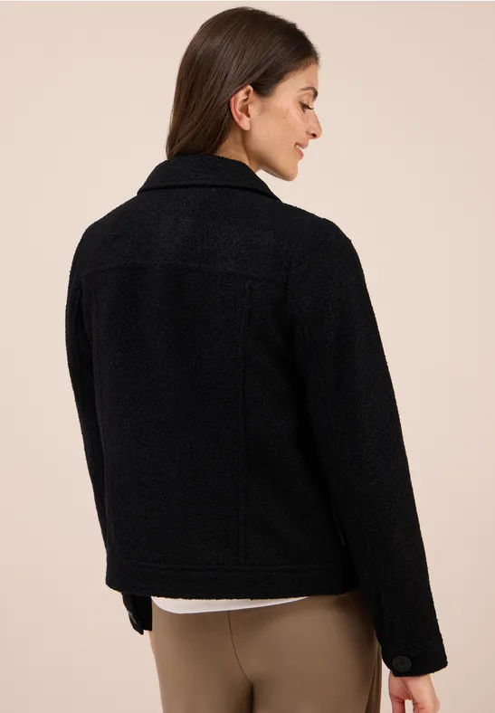 Jacke in Wolloptik mit aufgesetzten Taschen