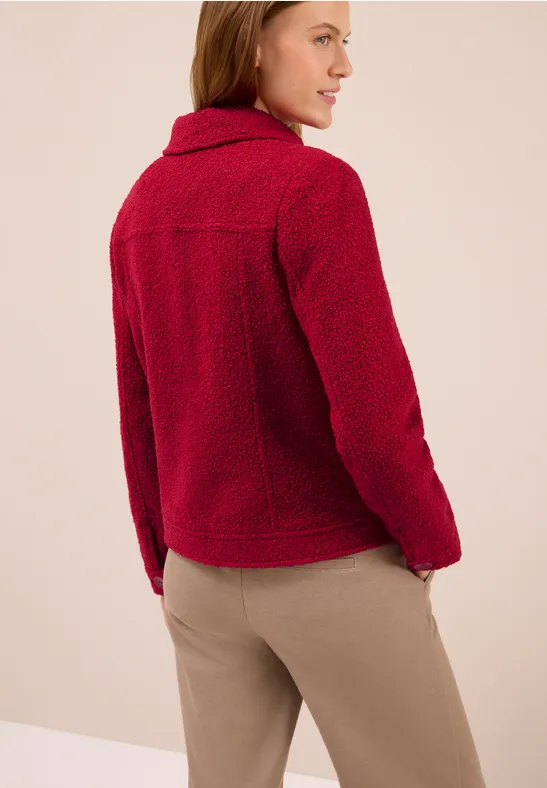 Jacke aus Bouclé-Gewebe mit aufgesetzten Taschen