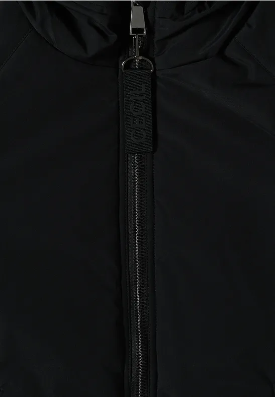 Gefütterte Kapuzenjacke für jeden Tag