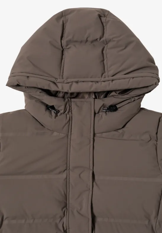 Sportive Jacke mit Kapuze in Braun