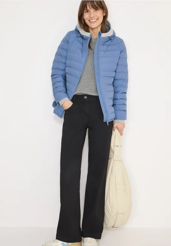 Funktionale Gesteppte Kapuzenjacke im Welded-Look
