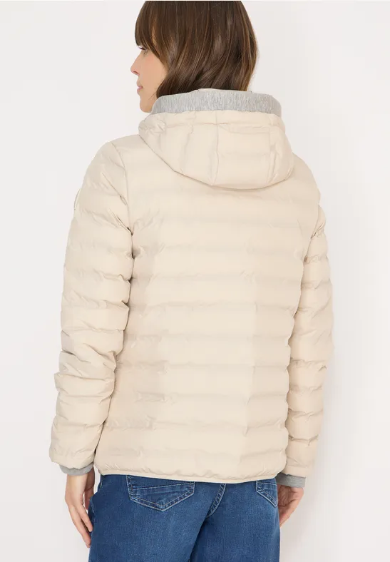Leichte gesteppte Pufferjacke mit Kapuze