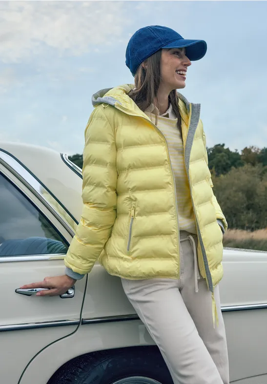 Wattierte Jacke im Welded-Look mit Kapuze
