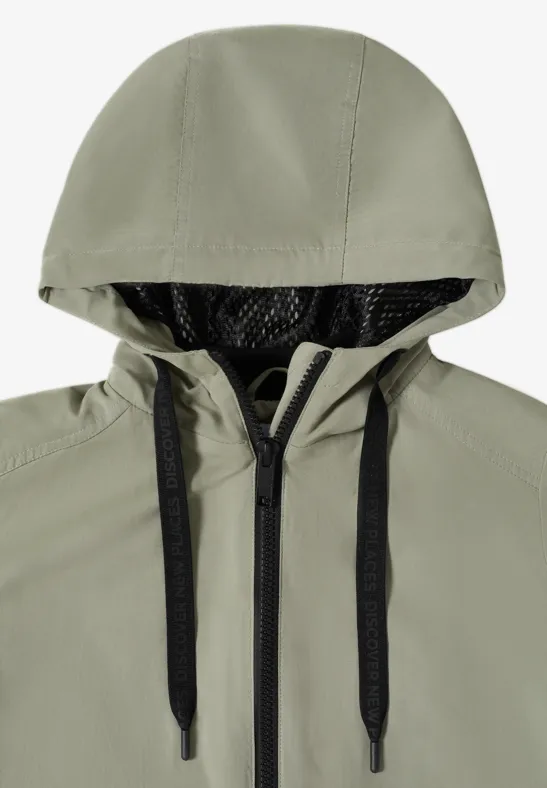 Lässige Kapuzen-Leichtgewichtjacke