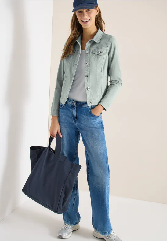 Lässige Jeansjacke mit Taschen