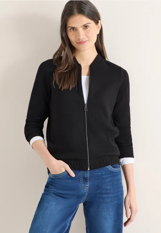 Moderne lässige Reißverschlussjacke