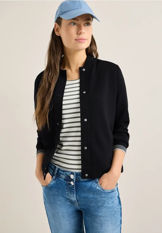 Lässige schwarze Blousonjacke im College-Stil