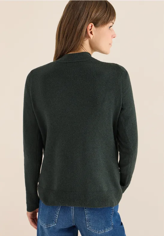 Klassische V-Ausschnitt Strickjacke mit Knopfleiste