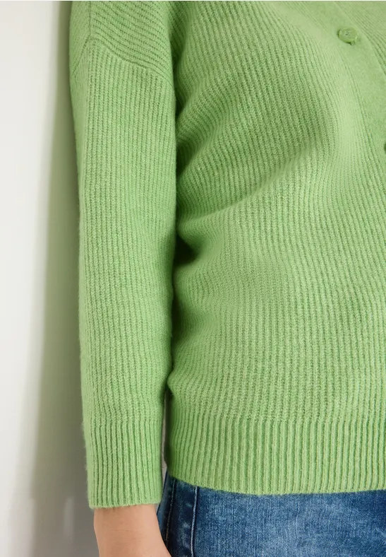 Kurze Strickjacke mit Rippenmuster