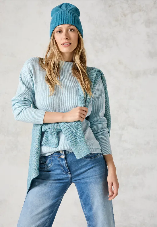 Lässiger Rippstrick-Rollkragenpullover