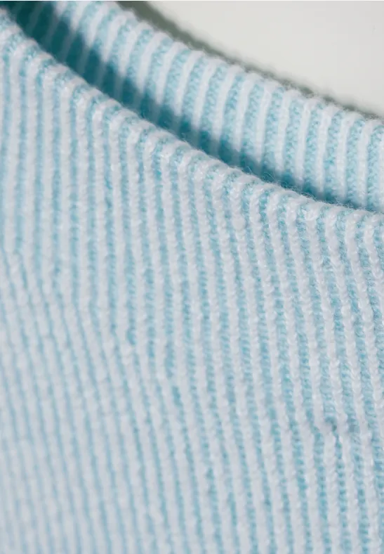 Lässiger Rippstrick-Rollkragenpullover