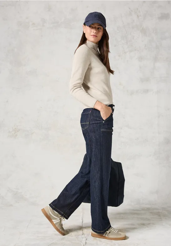 Gerippter Rollkragenpullover
