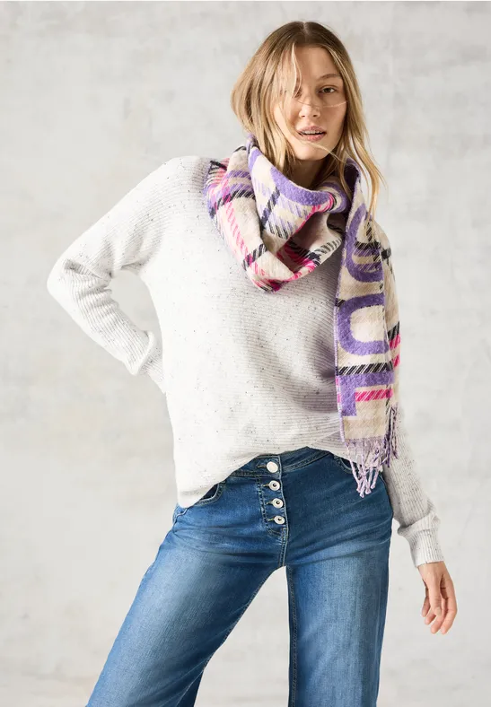 Strukturierter Strickpullover