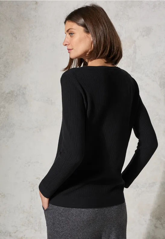 Klassischer Rippstrick Pullover mit langen Ärmeln