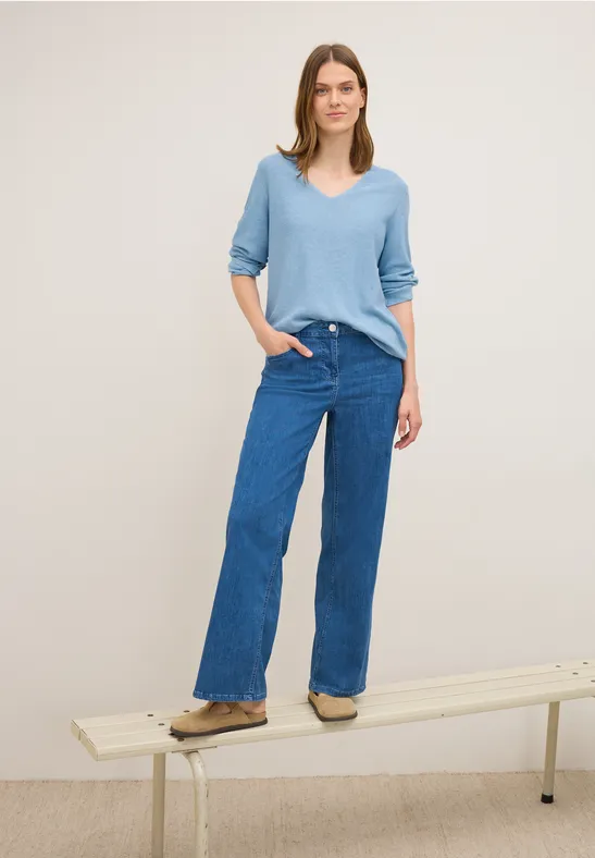 Klassischer V-Ausschnitt Strickpullover