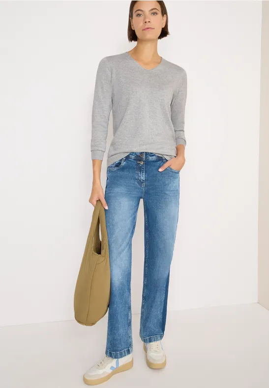 Basic Strickpullover mit V-Ausschnitt