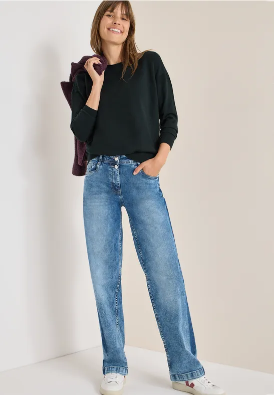 Lässiger Strickpullover mit U-Boot-Ausschnitt