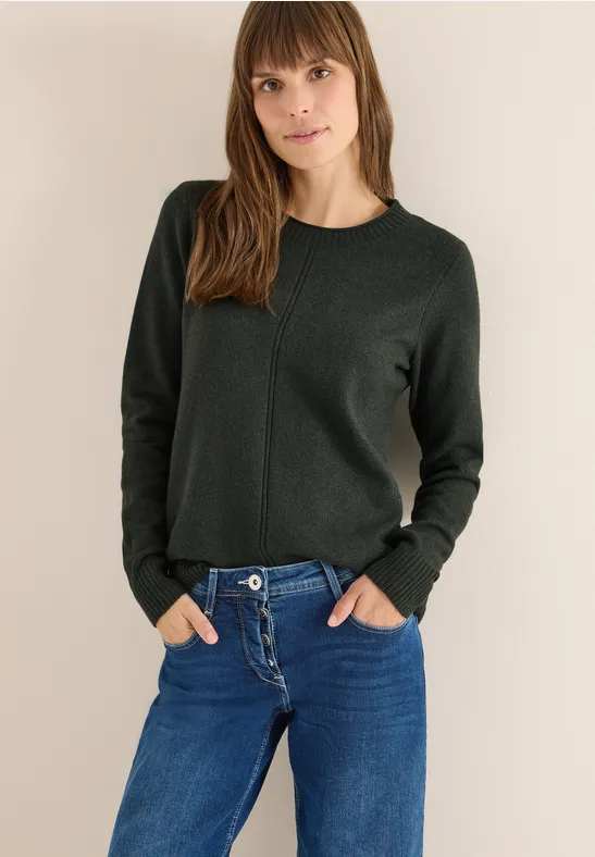 Gemütlicher Strickpullover mit Rundhalsausschnitt