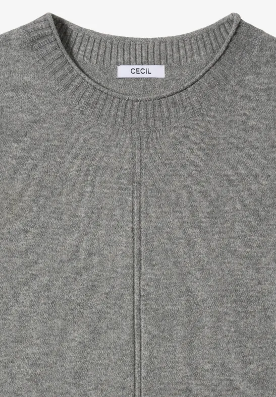 Kuscheliger Strickpullover mit Rundhalsausschnitt