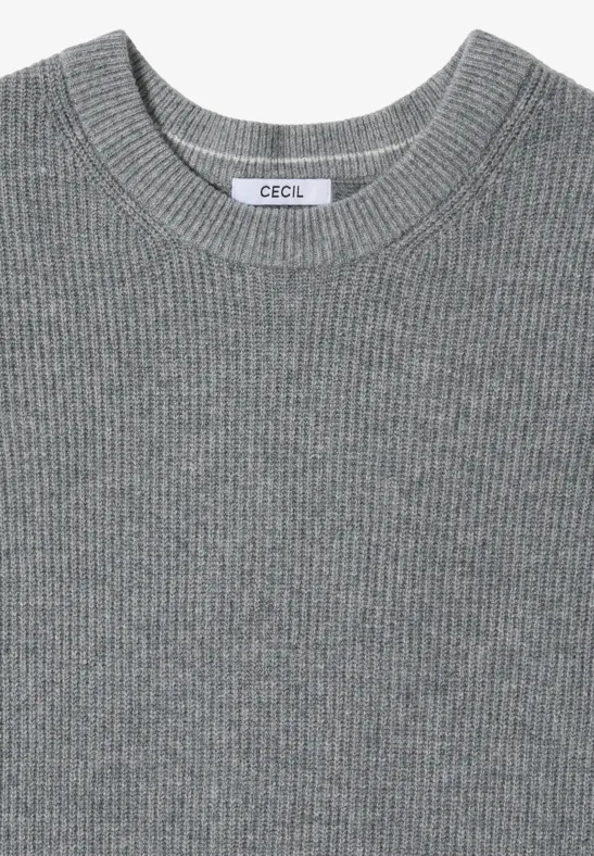 Gerippter Strickpullover mit Rundhalsausschnitt